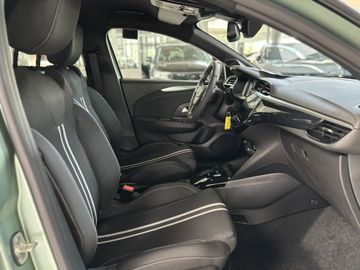 Fotografie 8 des Opel Corsa 1.2 Direct Injection Turbo Hybrid 48 V YES