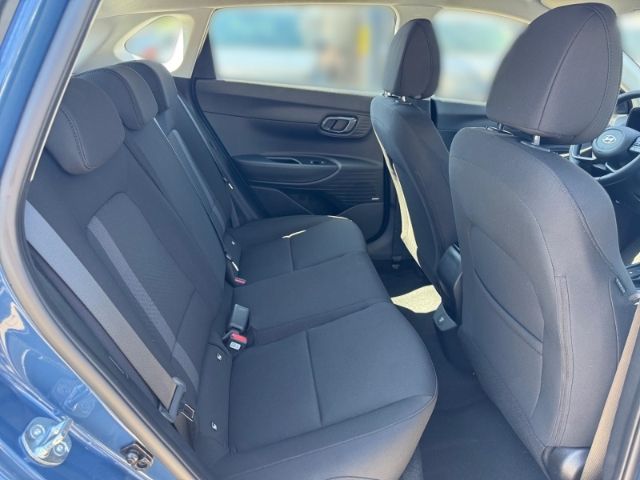 Fahrzeugabbildung Hyundai i20 1.0 T-GDI (90 PS) 7-DCT+Komfort-Paket+Bose