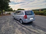 Opel Zafira 1.7 CDTI NAVI TÜV NEU  AHK 7 SIZE - Opel Zafira mit Diesel-Antrieb: 1.7