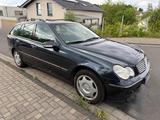 Mercedes-Benz C 240 T ELEGANCE Elegance - Mercedes-Benz C 240 aus 2001