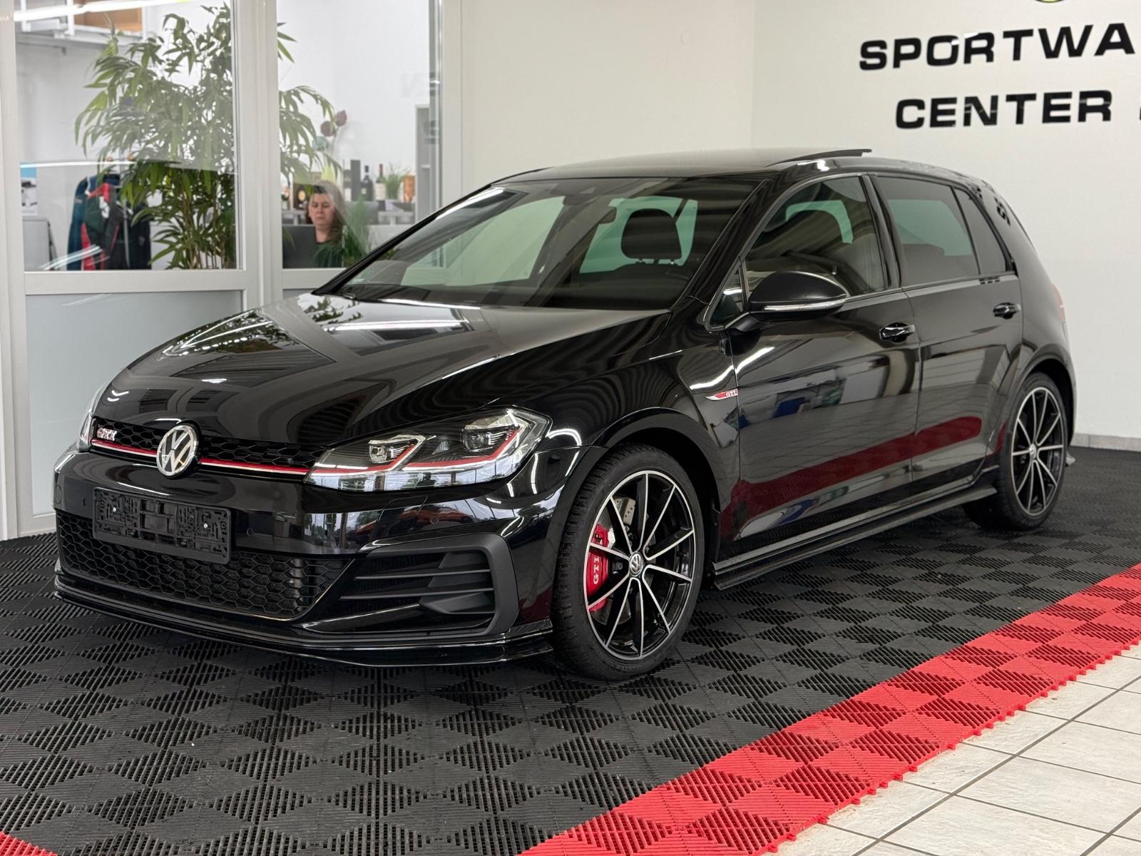 Volkswagen Golf VII Lim. GTI TCR Start-Stopp *Pano* Akra*