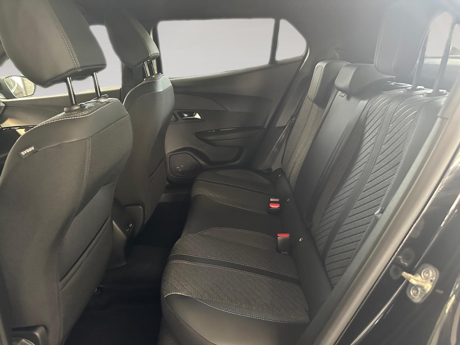 Peugeot 2008 Benzin 100 Allure