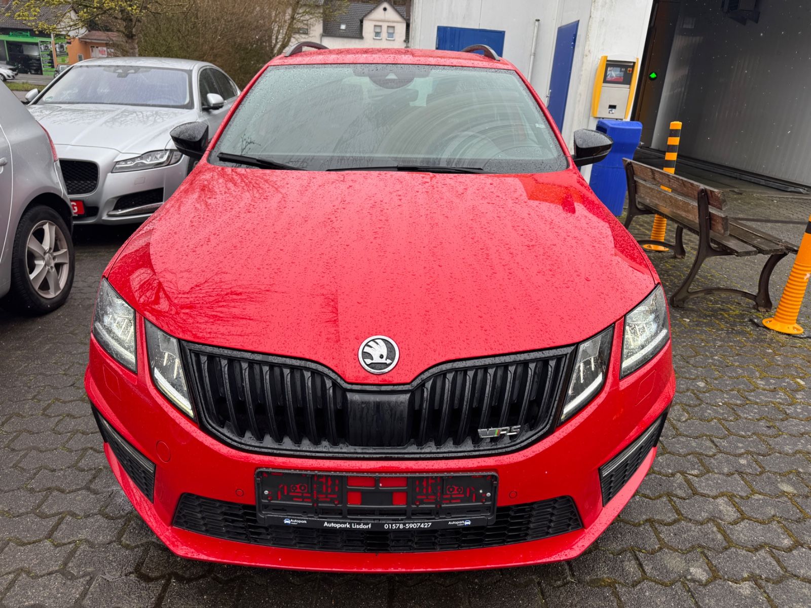 Fahrzeugabbildung SKODA Octavia Combi RS 4x4 LED+Navi+ACC+Standheizung