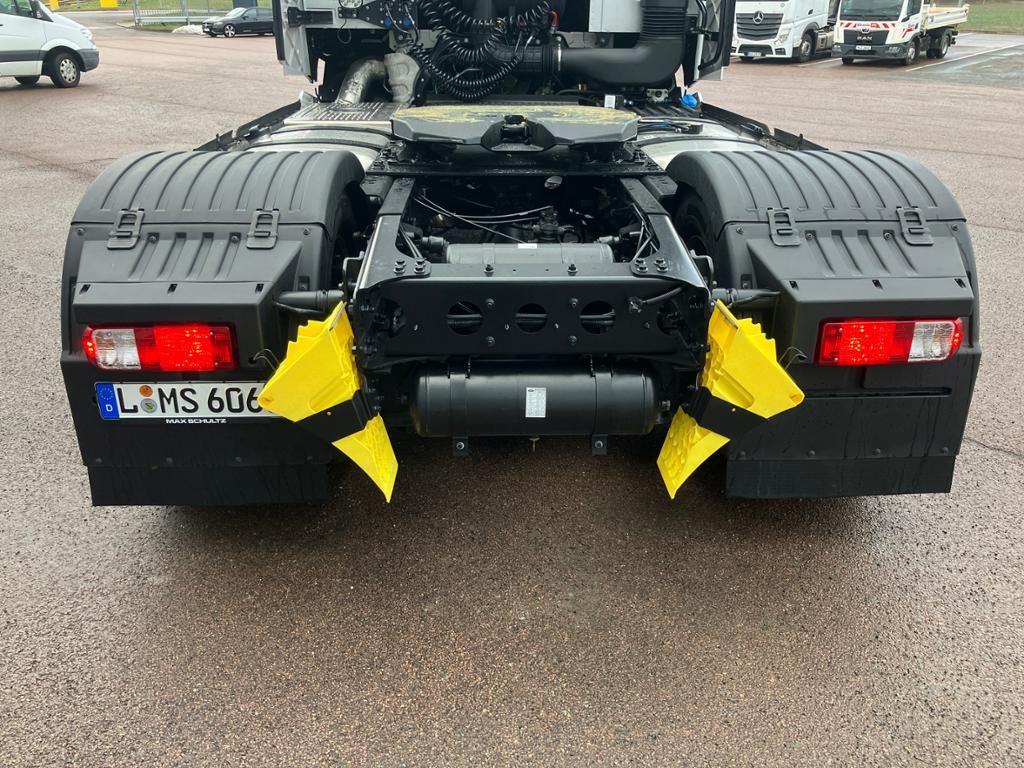 Fahrzeugabbildung Ford F-MAX LUX LED, Intarder, Standklima, RDKS, CB