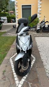Kymco Agility 125 R 16 Plus Parabrezza e baulett - KYMCO AGILITY 125