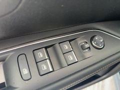 Foto Nummer 14: PEUGEOT 3008