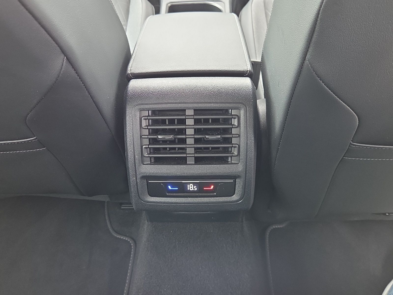 Volkswagen Golf - Bild 18