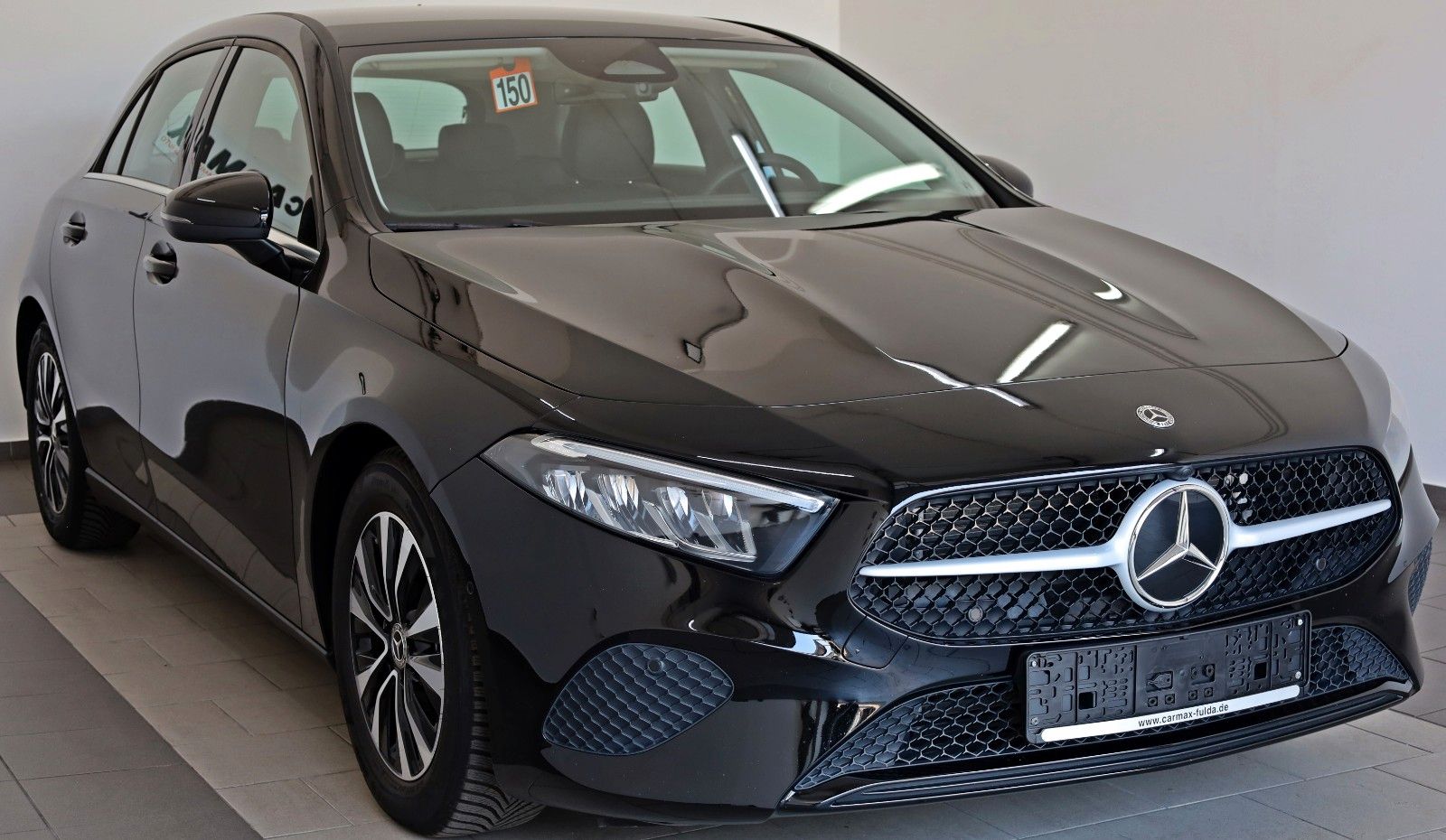 Fahrzeugabbildung Mercedes-Benz A 180 d, T.Leder,Navi,LED,SH,Kamera