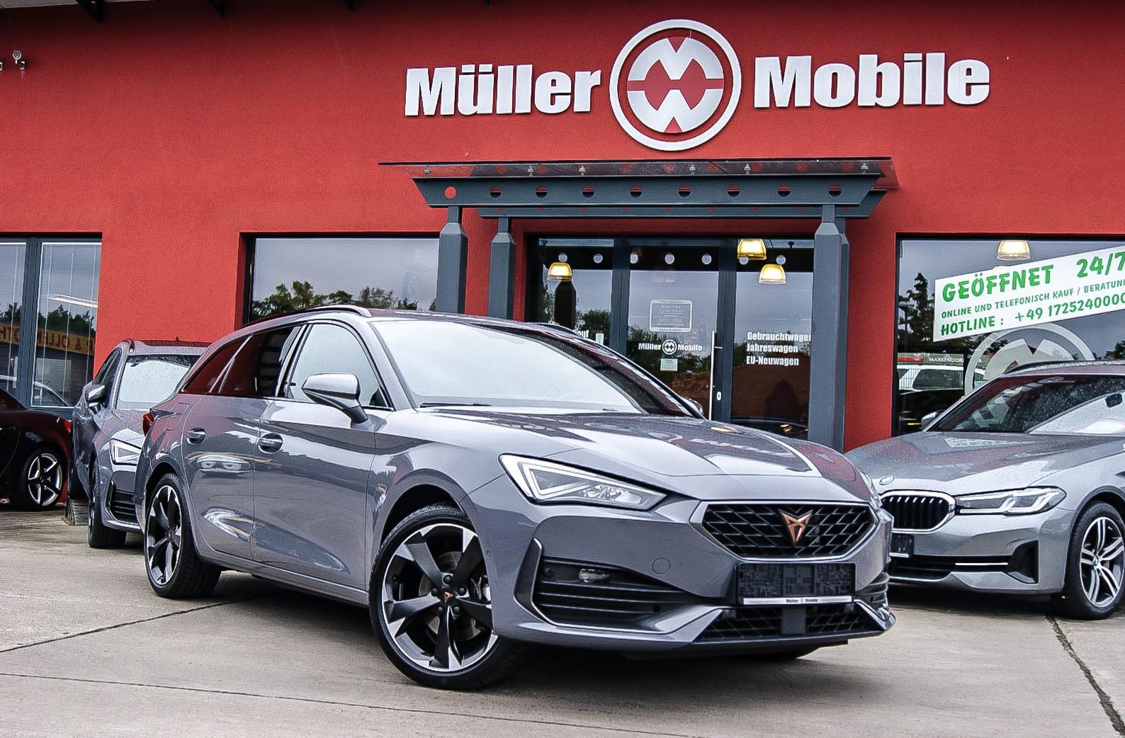 Fahrzeugabbildung CUPRA Leon Sportstourer e-Hybrid PANORAMA CARPLAY ACC