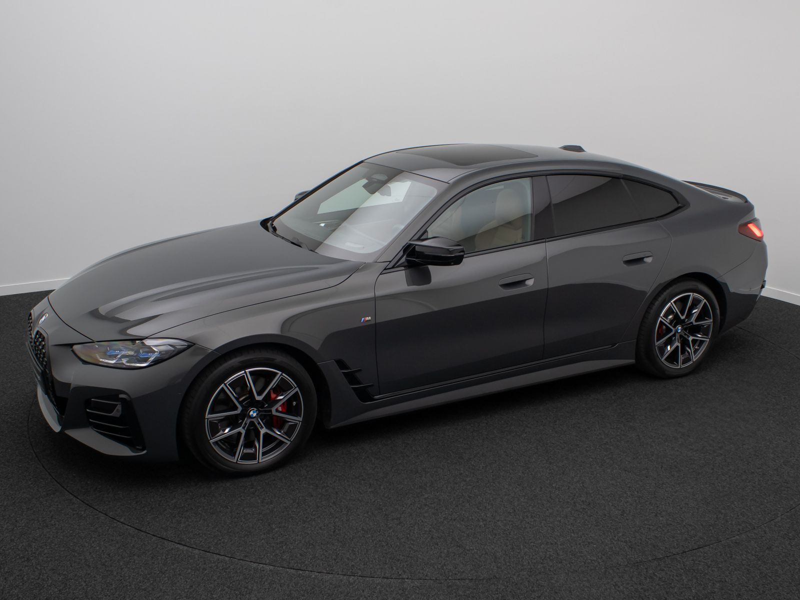 Fahrzeugabbildung BMW M440i xD Gran Coupé 360°HUD Laser DAB Individual