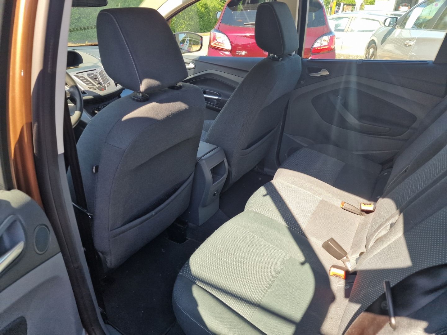Fahrzeugabbildung Ford C-Max SYNC Edition SHZ Notbremsass. Zahnriemen n