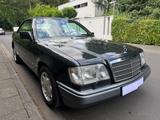 Mercedes-Benz E 220 E 220 - Mercedes-Benz aus 1996