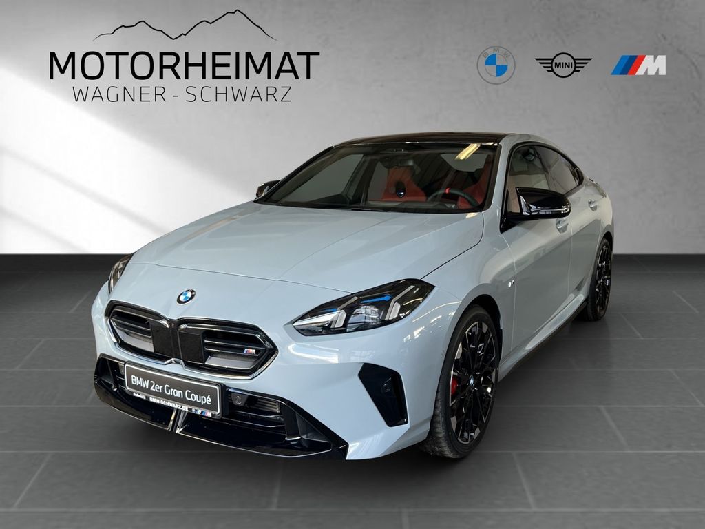 BMW M235