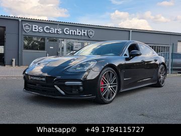 Porsche Panamera - 1