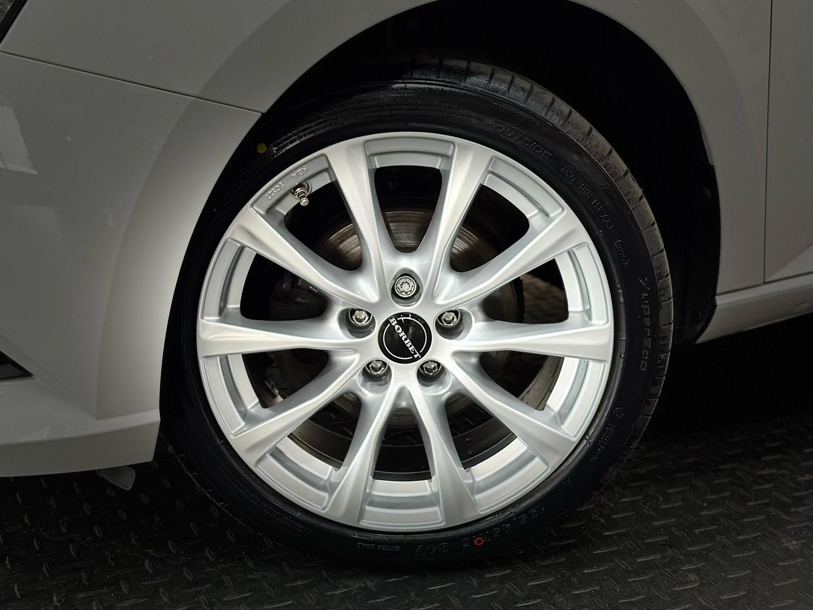 SKODA Fabia 1.0TSI DRIVE 125 YEARS LED#ACC#SHZ#NAVI - Image 9