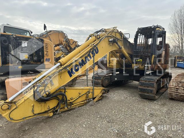 Komatsu PC228USLC-10