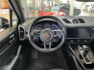 Porsche Cayenne - 9