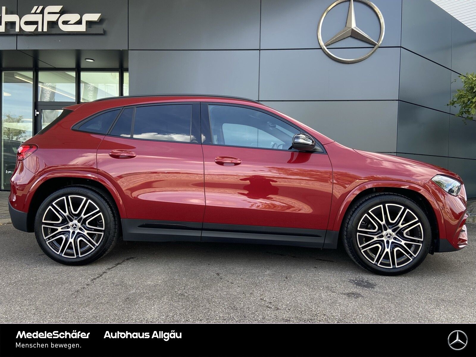 Mercedes-Benz GLA 200 AMG Special Edition Night AHK LED Kamera foto 4