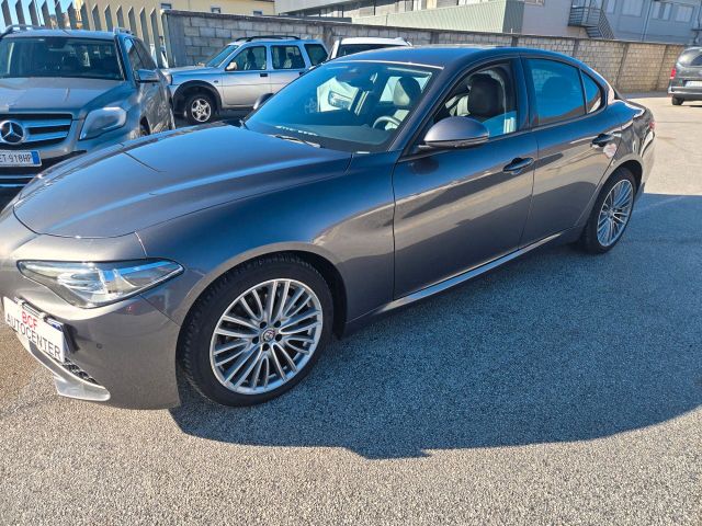 Alfa Romeo Giulia 2.2 Turbodiesel 150 CV AT8 Sup