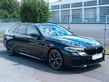 BMW 530 d  Aut. Touring xDrive *M Sport* - BMW 530 mit Diesel-Antrieb: Kombi, Automatik, 530d
