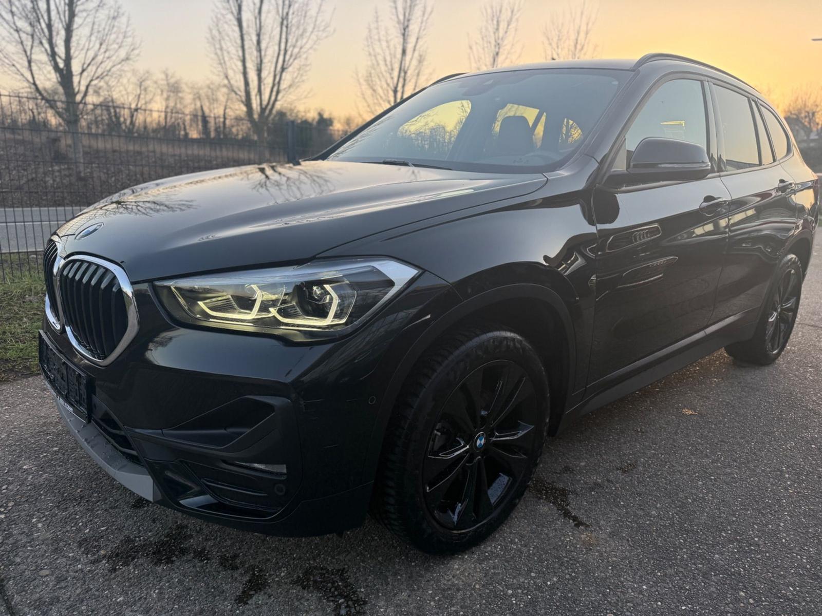 BMW X1 sDrive18i Advantage KAMERA/GARANTIE/LED