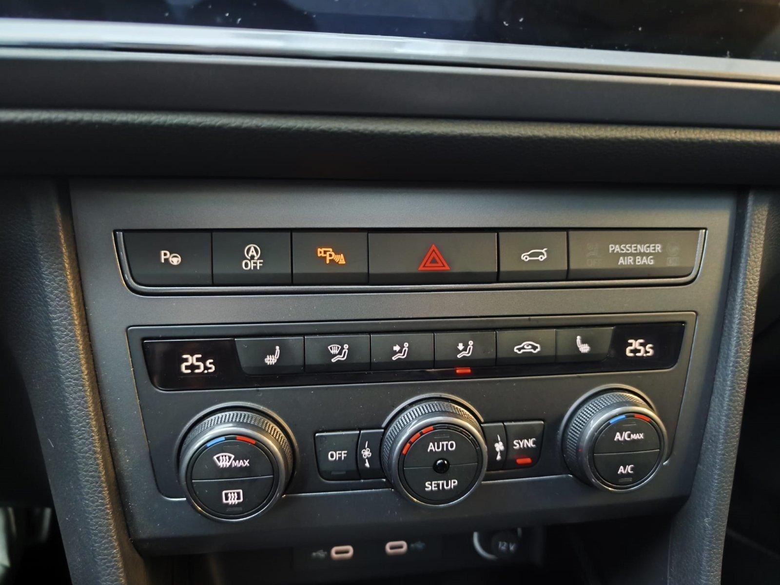 Cupra Ateca 300 4DRIVE PANO COPPER AHK BEATS, миниатюра 16