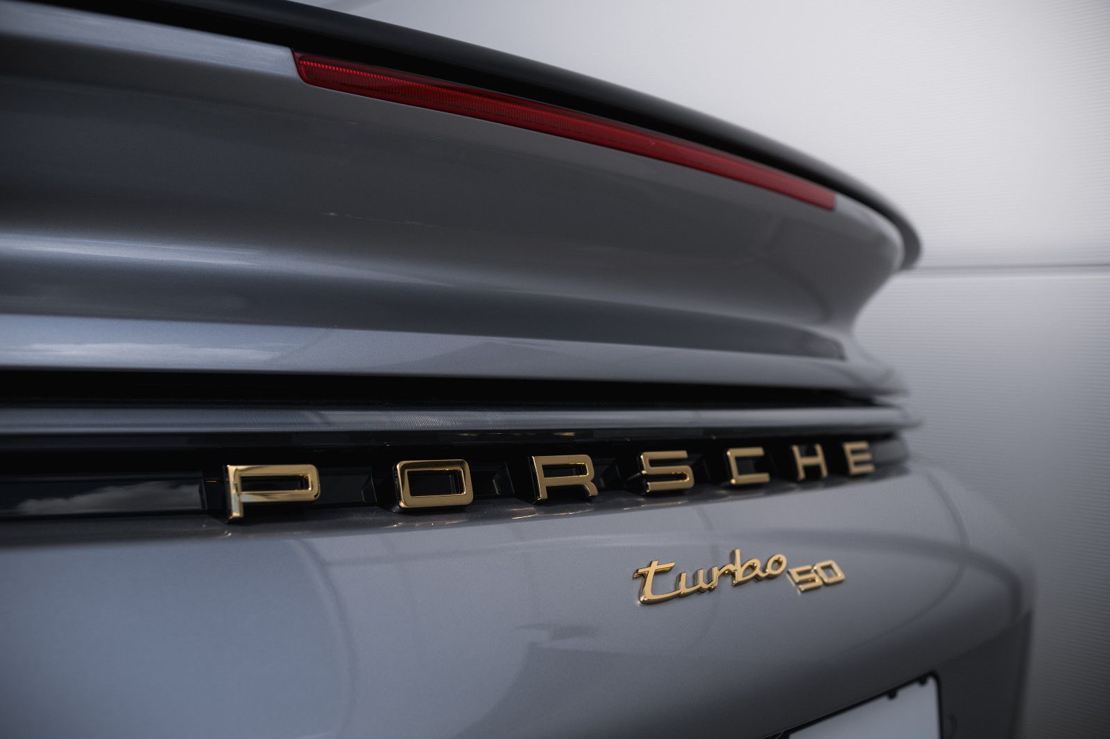 Fahrzeugabbildung Porsche 992/911 Turbo 50 Jahre-Burmester-Heritage-Inno