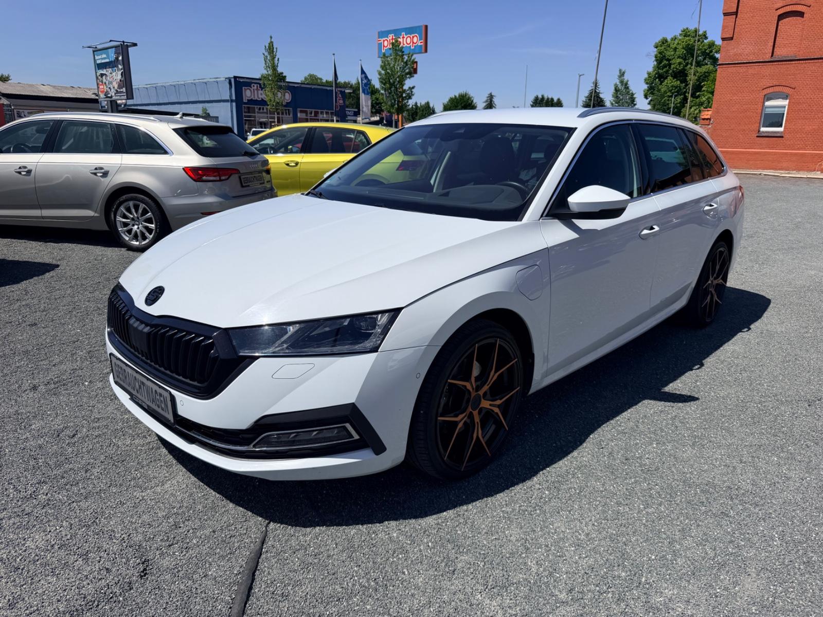 Skoda Octavia Combi First Edition iV