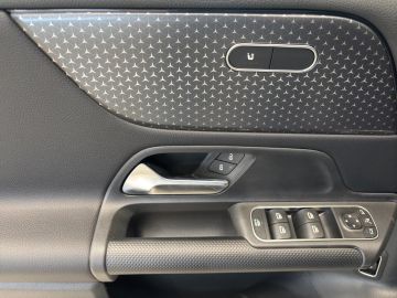 Mercedes GLB 200 - 11