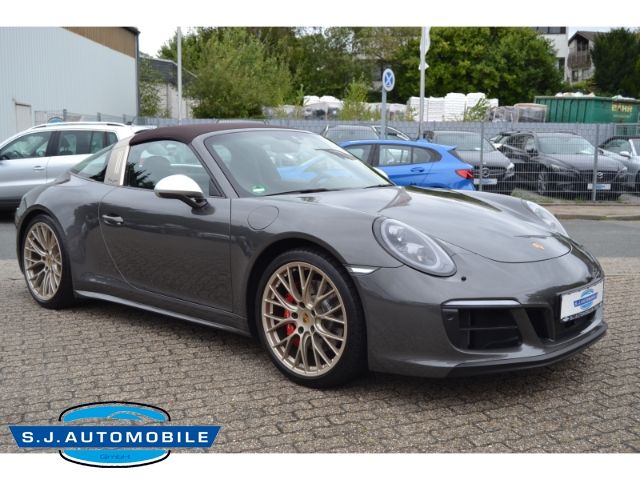 Porsche 911 991 Targa 4 GTS 3.0 Exclusiv Manufaktur Edit