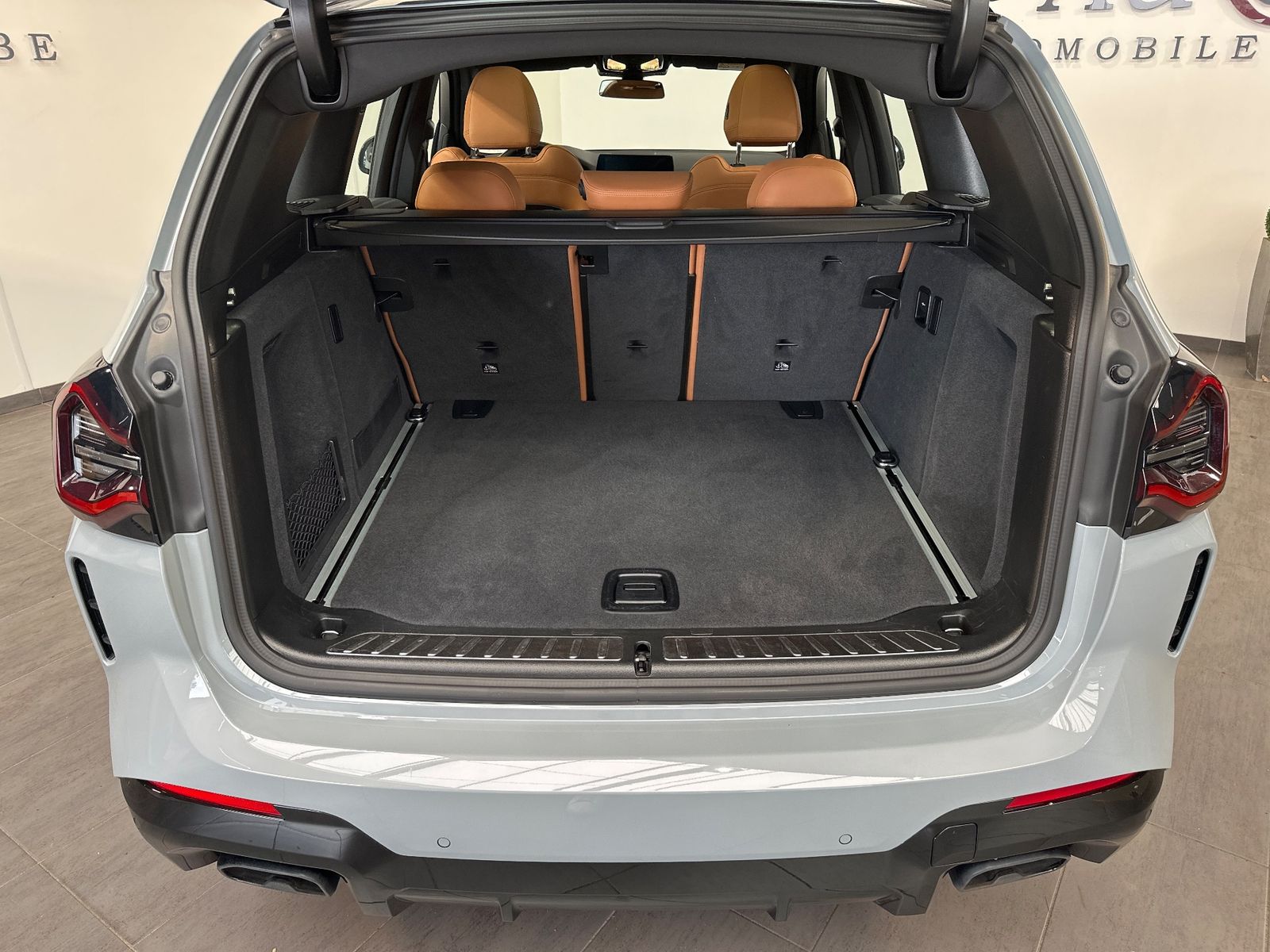 Fahrzeugabbildung BMW X3 M40d xDrive NAV+LED+PANO+AHK+STHZG+HEAD-UP