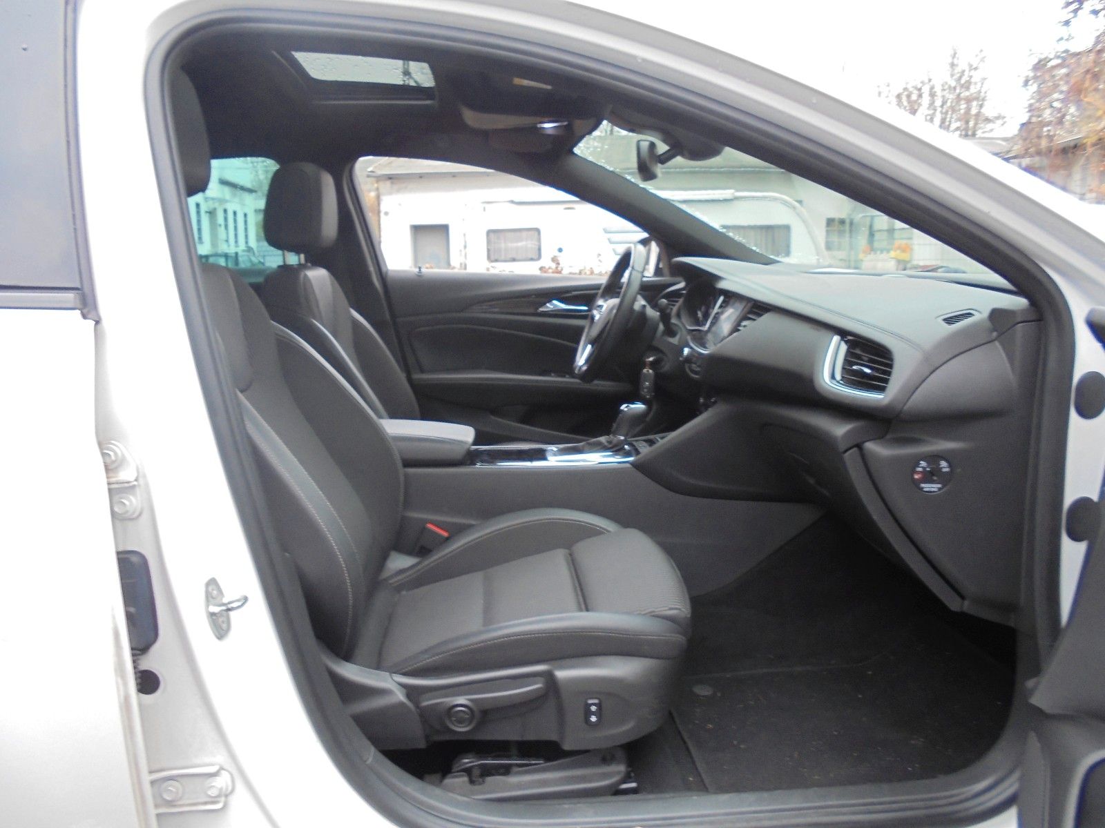 Fahrzeugabbildung Opel Insignia B Grand Sport Innovation Automatik/Navi