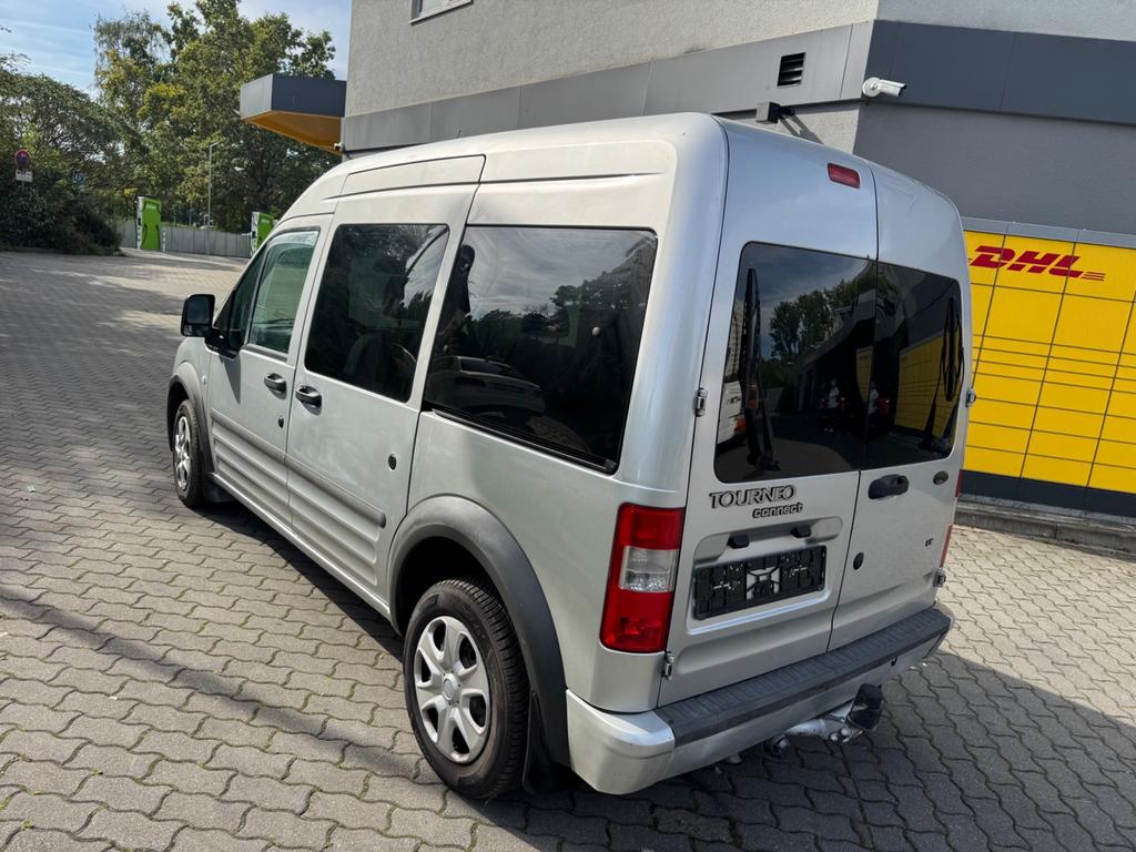 Ford Tourneo
