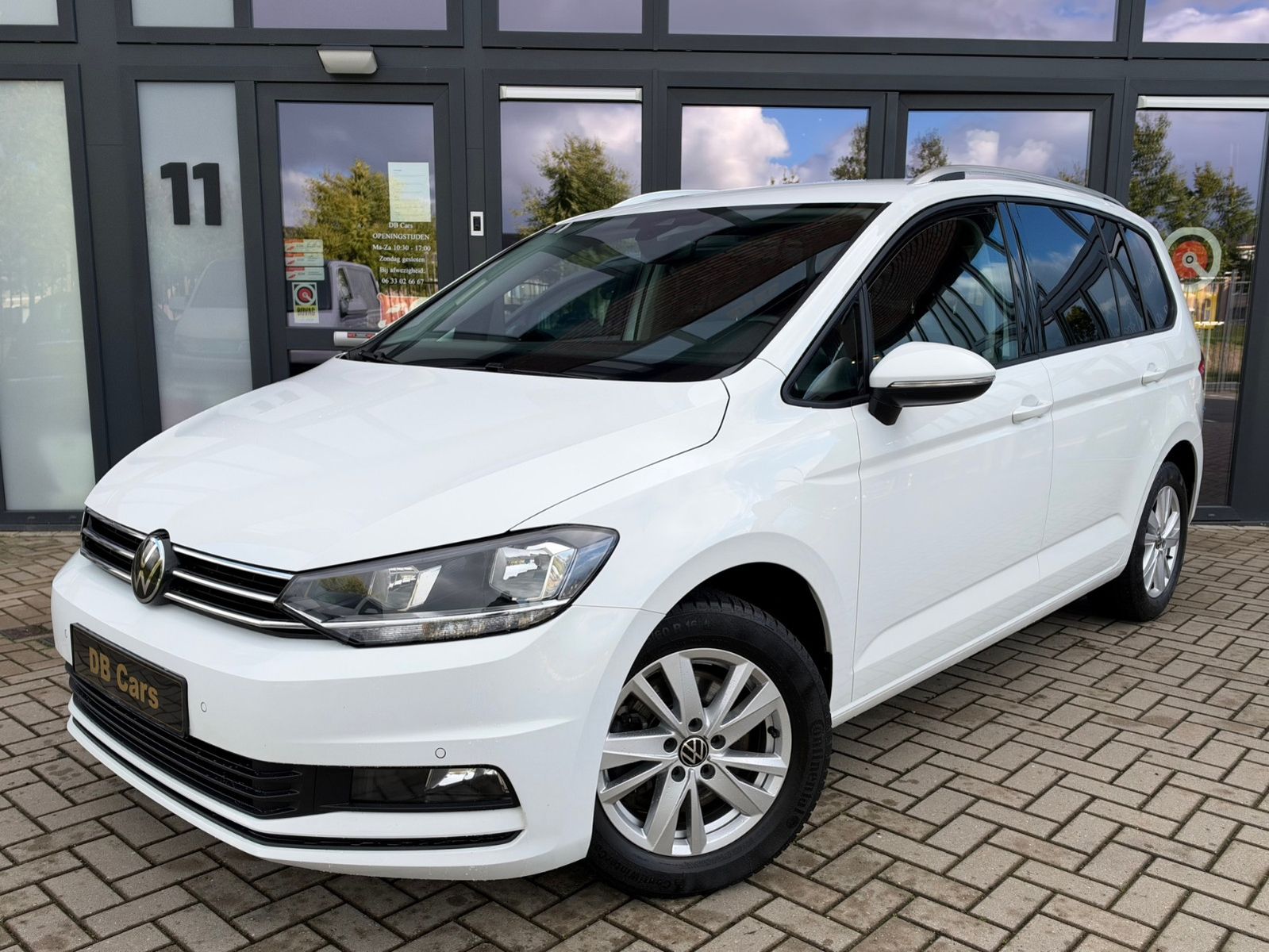 Volkswagen Touran 1.5 TSI OPF DSG,CAMERA,ACC,NAVI,5 SITS