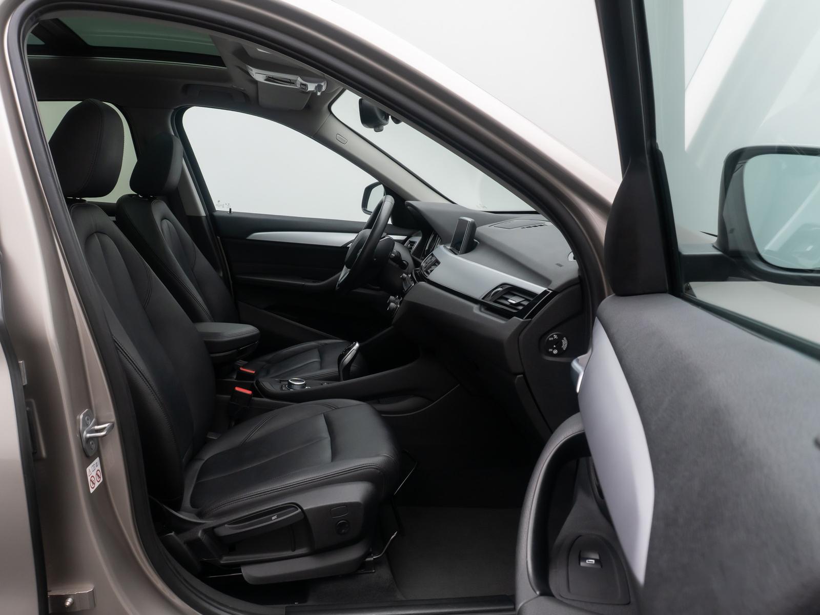 BMW X1 xD18d Panorama Kamera DAB HiFi MSport Leder, миниатюра 24