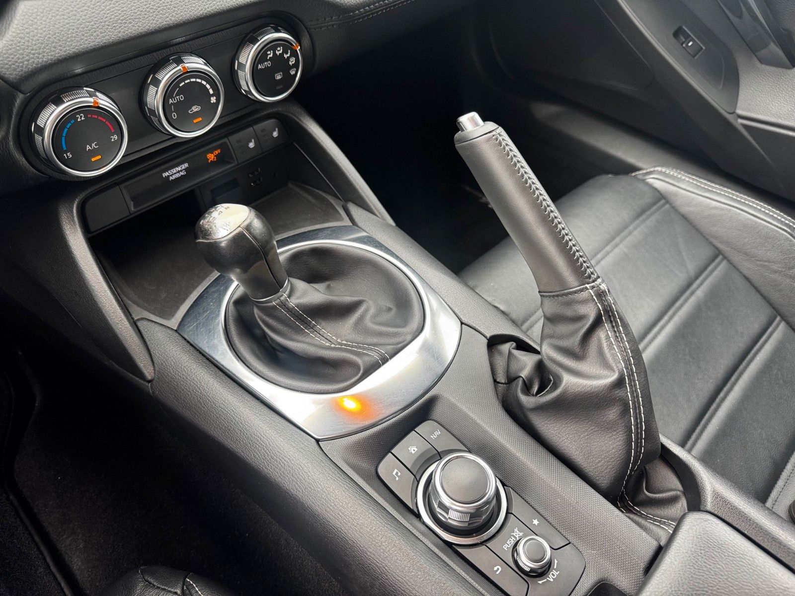 Fahrzeugabbildung Fiat 124 Spider