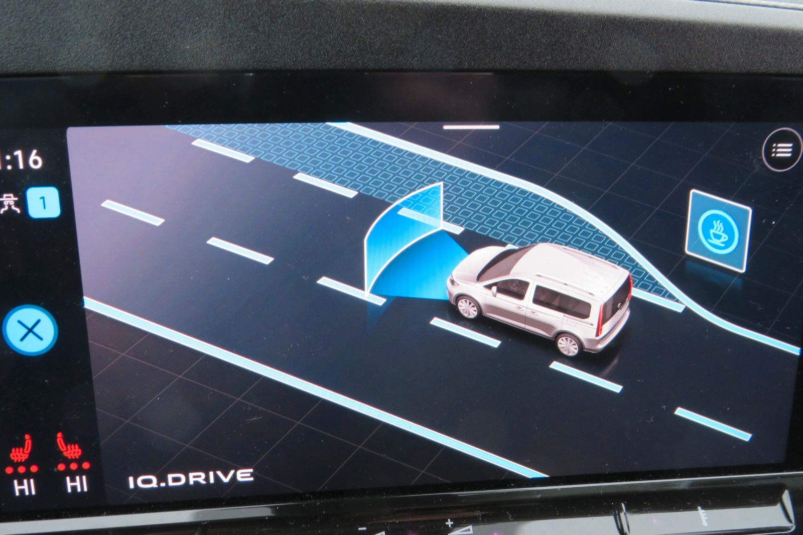 Fahrzeugabbildung Volkswagen Caddy Life DSG NAVI PDC SITZHEIZUNG 1.HD