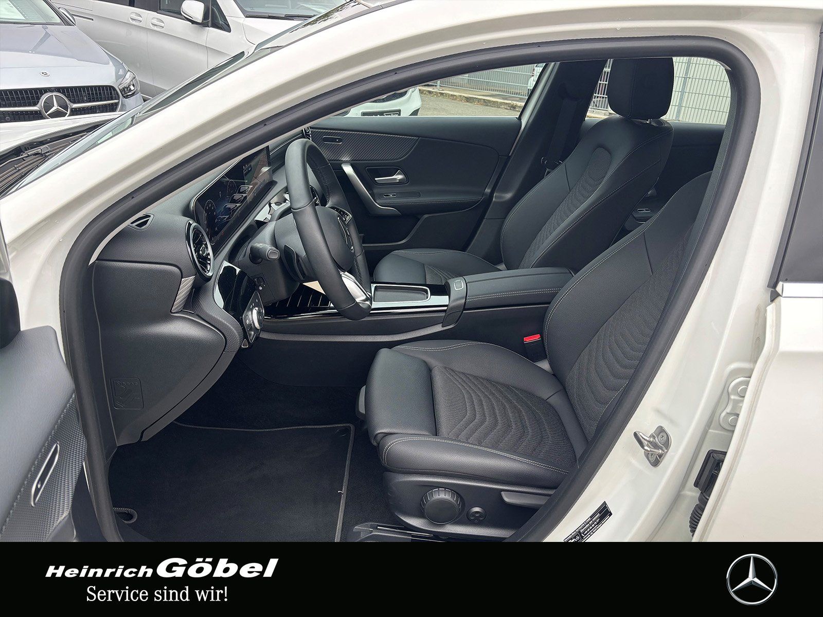 Fahrzeugabbildung Mercedes-Benz A 180 PROGRESSIVE*LED*KAMERA*SPURHALTE*