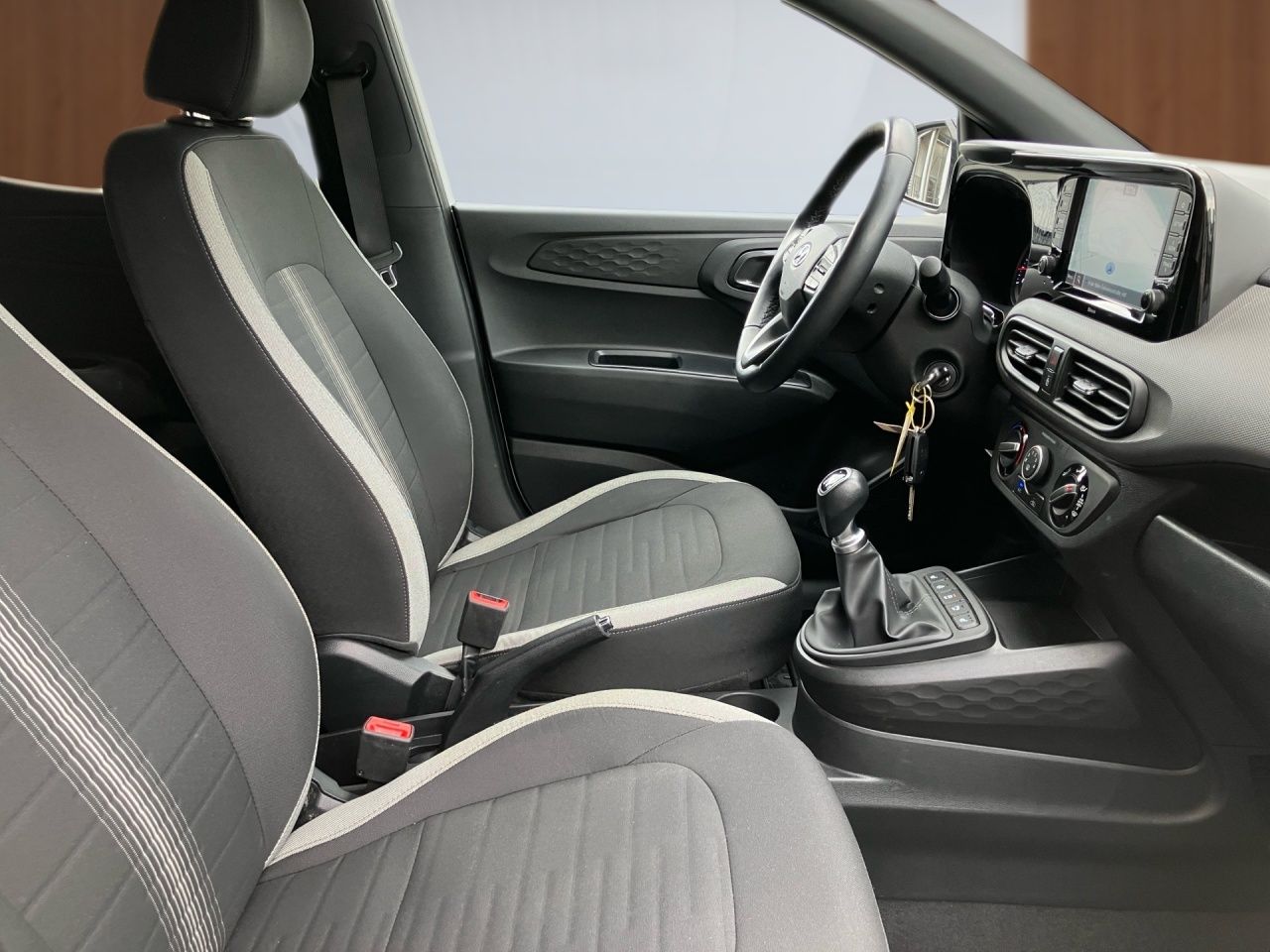 Fahrzeugabbildung Hyundai i10 CONNECT & GO *KAMERA*NAVI*SHZ*LHZ*DAB+RADIO*