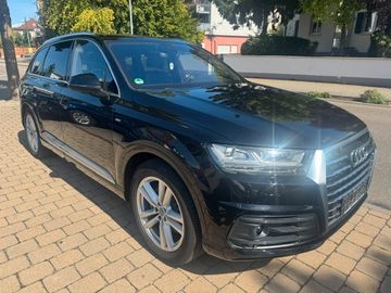 Audi Q7 - 3