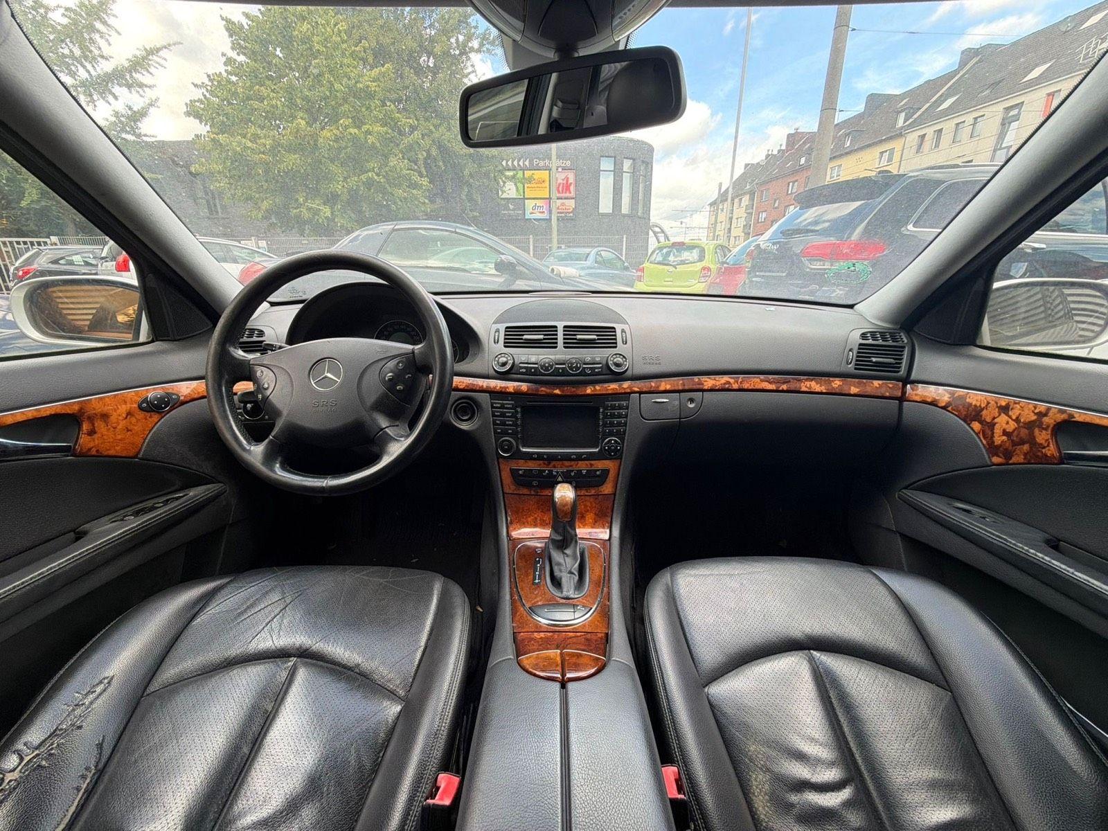 Mercedes-Benz E220 2005 — photo 8