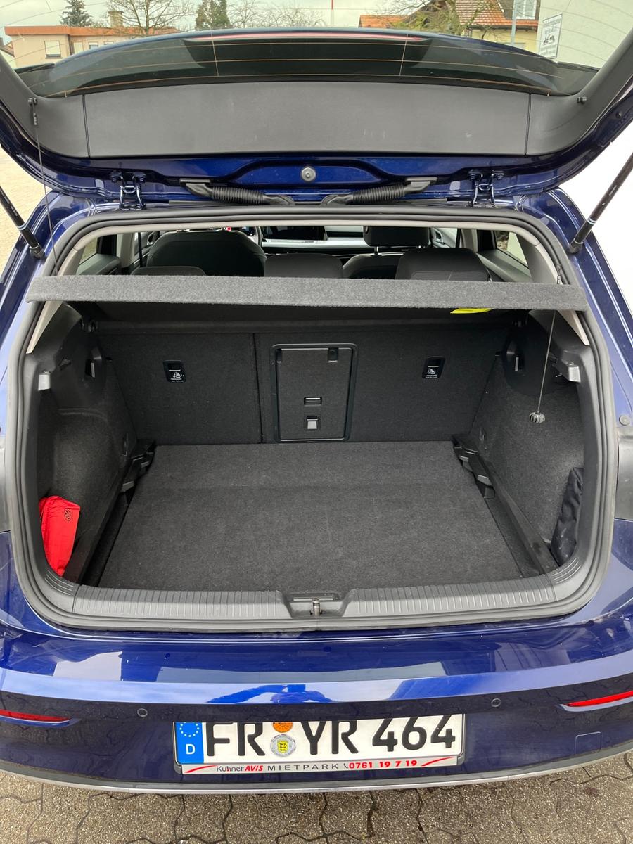 Volkswagen Golf VIII Lim. Active