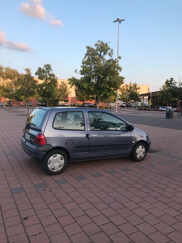 Renault twingo C06 BJ 2000/ 120000 km Tüv neu