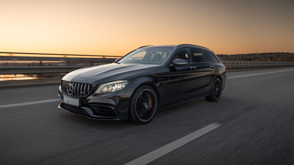 Image of Mercedes-Benz C 63 AMG