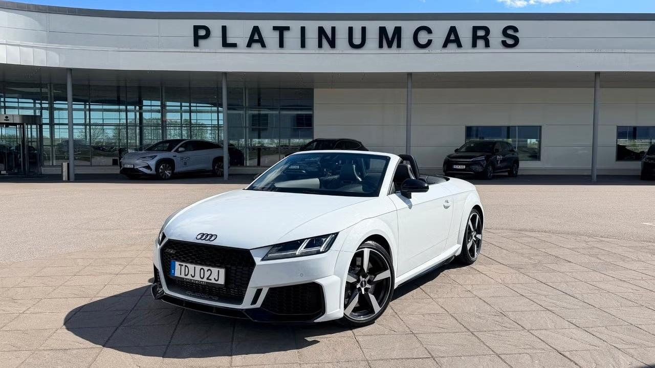 Audi TT RS Roadster S tronic 400hp Q / Facelift