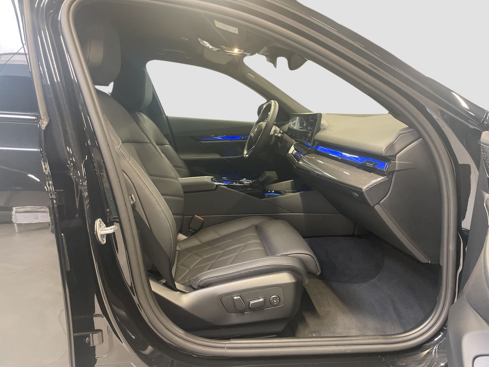 BMW 520 - Bild 11