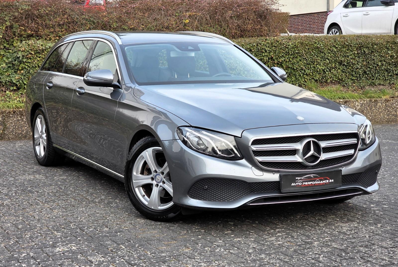 Mercedes-Benz E 220D T AUTOMATIK*LED*RFK*BSA*NAVI*GRA*PDC*SHZ