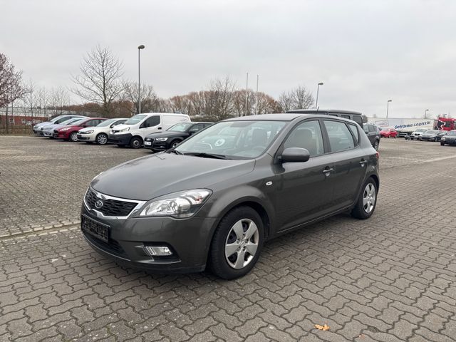 Kia cee'd / Ceed