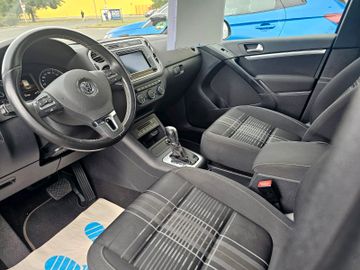 Volkswagen Tiguan - 2