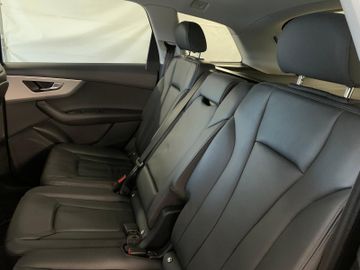 Audi Q7 - 11